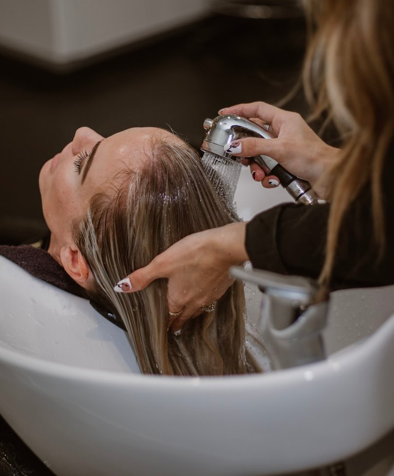 Relaxing scalp and hair treatment at EXO HAIR MD