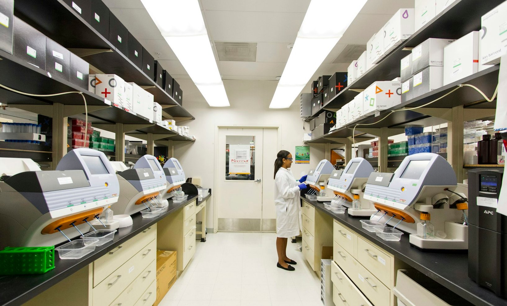USA laboratory where EXO HAIR MD exosomes are processed